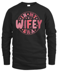 Product In My Wifey Era Unisex Sweatshirt
